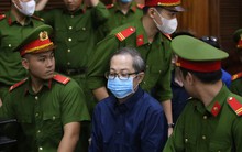 Cựu giám đốc Bệnh viện TP Thủ Đức được gặp mẹ 15 phút