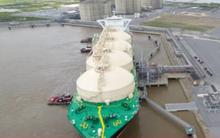 Các nước EU bán lại khí đốt mua từ Nga