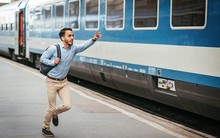 Góc nhìn chuyên gia: VN-Index khó hồi phục mạnh ngay lúc này, nhà đầu tư chậm chân vẫn còn cơ hội "lên tàu"