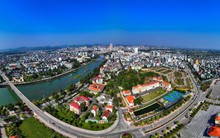 Điểm cuối tuyến cao tốc dài và hiện đại nhất cả nước, nơi có khu kinh tế lớn nhất Việt Nam mà người dân có thể sang Trung Quốc “như đi chợ”