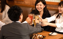 Mời sếp ăn tối, bị hỏi vặn: “Còn ai tham gia nữa không?”, người EQ cao trả lời khôn ngoan, được lòng lãnh đạo