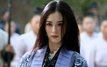 Mỹ nhân "đẹp hơn Lưu Diệc Phi" biến dạng nhan sắc ở tuổi 40, bị tẩy chay chỉ vì 1 tạo hình "xấu nhất lịch sử"