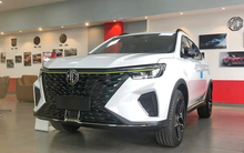 MG RX5 giảm giá gần 100 triệu tại đại lý: Còn nhỉnh hơn 600 triệu, rẻ như Seltos base dù ngang cỡ Sportage