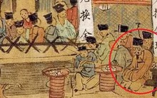 Phóng to bức tranh cổ, hậu thế ngỡ ngàng bởi một vật "xuyên không" trên mặt người đàn ông, chuyên gia lên tiếng giải thích