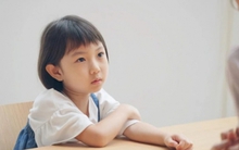 Đứa trẻ có vấn đề về tâm lý rất hay nói 4 câu này, nếu nghe thấy thì bố mẹ phải can thiệp gấp