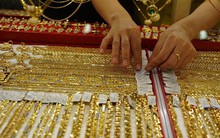 Giá vàng trong nước tăng vọt ngay khi mở cửa ngày 14/12