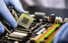 Kẻ vui người buồn vì chip điện tử khó lòng ‘nhỏ’ thêm nữa: Khi cuộc đua bán dẫn đến điểm giới hạn và bí mật đằng sau sự trở lại của Huawei