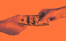 Một khoản tiền "không chính thức" lại len lỏi khắp ngõ ngách của nước Mỹ, khiến người dân "ngán ngẩm"