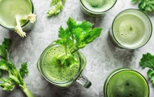 Loại nước chỉ cần 1 cây rau mà hạ mỡ máu rất tốt, giảm huyết áp, ngừa ung thư, luôn sẵn ở chợ Việt