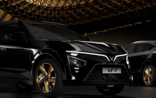 VinFast bất ngờ ra mắt VF 7 lạ: Hỏa Long Độc Bản, phối màu như President, chưa tới 70 người được sở hữu