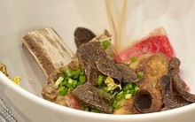 Có giá gần 4 triệu đồng, bát phở đắt nhất Việt Nam gồm những gì bên trong?