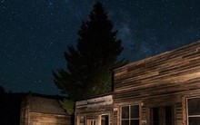 Tại sao không ai muốn sống ở một thị trấn nhỏ với thức ăn, nhà ở miễn phí và còn có cả tiền lương?