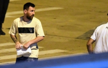 Messi lặng lẽ cùng gia đình trở về quê nhà, hóa ra để chuẩn bị đi ăn cưới một nhân vật đặc biệt
