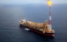 OPEC trúng đòn mạnh