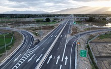 Hình ảnh đường cao tốc Cam Lâm - Vĩnh Hảo trước giờ thông xe kỹ thuật