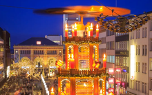 Thế giới rộn ràng sắc màu Giáng sinh