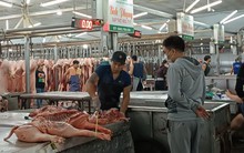 Giá heo hơi tăng, doanh nghiệp vẫn than khó hơn thời “giải cứu”