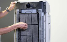 Dùng máy lọc không khí cả năm, người dùng dở khóc dở cười bởi lỗi ngớ ngẩn ngay từ khi mua thiết bị về