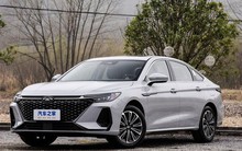 Siêu phẩm sedan "uống" xăng 1 lít/100 km, giá bán mới là điều gây chú ý