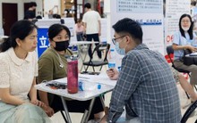 Du học sinh Trung Quốc ngã ngửa khi gửi 300 đơn xin việc, chỉ nhận được 4 lịch hẹn phỏng vấn dù học trường kinh doanh top đầu châu Âu