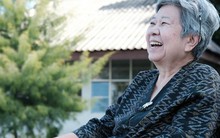 Sau 65 tuổi, tôi nhận ra không làm 4 việc này cho con cái là cách để hạnh phúc, bảo vệ mình lúc xế chiều