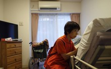 "Cái khó ló cái khôn", người Nhật đang dùng nhiều cách "độc, lạ" để đối phó với khủng hoảng lao động vì dân số già