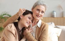 Nghiên cứu phát hiện mối liên hệ bất ngờ giữa những bà mẹ sống thọ trăm tuổi và những người con sống lâu, nhưng gen tốt chưa phải là tất cả