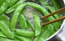 4 loại rau không chần qua nước sôi trước khi nấu giống như uống ‘thuốc độc’