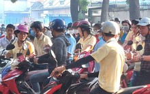 Công nhân mong được về quê đón Tết