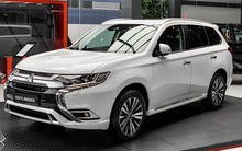 Mitsubishi khuyến mãi toàn bộ xe tháng cuối năm: Pajero Sport giảm hơn 136 triệu, Outlander lăn bánh rẻ hơn niêm yết