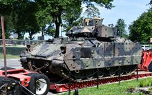 Bộ trưởng Quốc phòng Mỹ cảnh báo gửi binh sĩ tới Ukraine nếu viện trợ cho Kiev cạn kiệt?