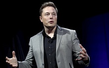 Tỉ phú Elon Musk phát ngôn gây sốc về UFO
