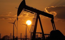 Lạc quan với việc Trung Quốc mở cửa, Ả Rập Saudi tăng giá bán dầu, kết quả lại đẩy lợi về phía Nga