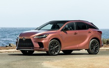 Lexus RX 2023 ra mắt Việt Nam với 4 bản, giá từ 3,43 tỷ, rẻ hơn BMW X5 lắp ráp gần 600 triệu đồng
