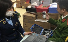 Phát hiện nhiều cửa hàng bán máy đo nồng độ cồn không rõ nguồn gốc ở Hà Nội