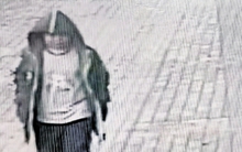 Cảnh sát phát hiện cậu bé 14 tuổi lang thang ở ngoài đường giữa đêm, hỏi ra mới biết lỗi lầm nhiều phụ huynh mắc phải: Đừng ép con thành người bạn muốn!