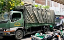 Công ty luật đòi nợ thuê được gần nghìn tỷ bằng chiêu mang quan tài đến nhà bị hại