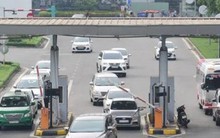 Sắp thu phí không dừng với ô tô ra vào sân bay