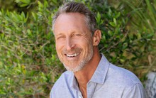 Vị bác sĩ trẻ hơn 20 tuổi nhờ 3 thói quen cực đơn giản mỗi sáng