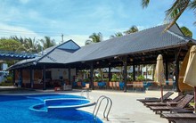 Bất ngờ việc kinh doanh của công ty nhà đại gia sở hữu chuỗi khách sạn 'khủng'