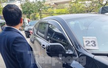 Khủng hoảng nhân sự, tái diễn cảnh xếp hàng chờ đăng kiểm tại Hà Nội