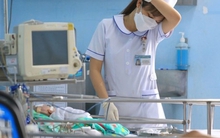 Thiết bị y tế, vật tư cạn kiệt, đến bác sỹ cũng bất lực, hoang mang