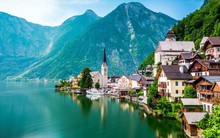 Ghé thăm ngôi làng cổ 7000 năm tuổi đẹp nhất Châu Âu: Mang sức hút lạ kỳ, du khách đến một lần là nhớ mãi không quên