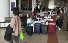 Cấm bay 2 nữ hành khách ăn trộm, chiếm đoạt tài sản người khác tại sân bay