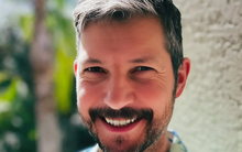 Người đàn ông 52 tuổi chia sẻ cơ hội ‘tăng thu nhập’ lên gần 4 tỷ đồng/năm: Không đến công ty, không cần dậy sớm vẫn kiếm được tiền nhờ nắm vững công cụ này