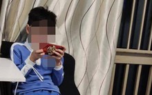 Tranh cãi câu chuyện con lén chơi game lúc nửa đêm và hình phạt kỳ lạ từ người cha