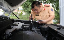 Nhận lệnh chi viện đăng kiểm, CSGT phía Nam có mặt tại Hà Nội ngay trong đêm