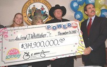 Trúng số gần 7,5 nghìn tỷ đồng nhưng 'không xu dính túi' sau 5 năm