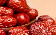 Ngày ăn 3 quả táo đỏ ‘trẻ mãi không già’, nhưng khi ăn phải nhớ kỹ điều này