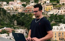 Kiếm gần 200 tỷ đồng trong 2 năm nhờ chứng khoán, tôi nhận ra sự thật: Phân tích kỹ thuật phức tạp chẳng giúp ích gì, suy nghĩ đơn giản mới dễ 'ăn tiền'